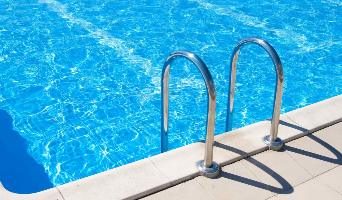 5 Top Tips for Choosing a Swimming Pool Builder