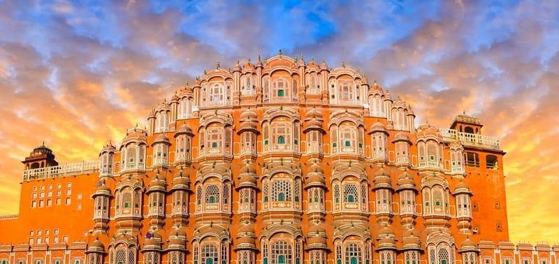 Know What Are The Major Tourist Attractions Of Jaipur Sightseeing Tour