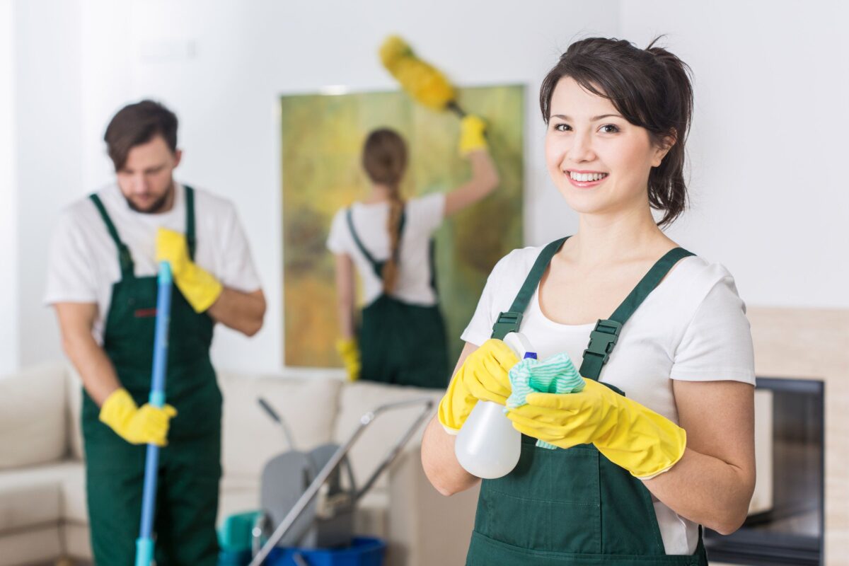 Office cleaning over Christmas from our Business Cleaner in Virginia