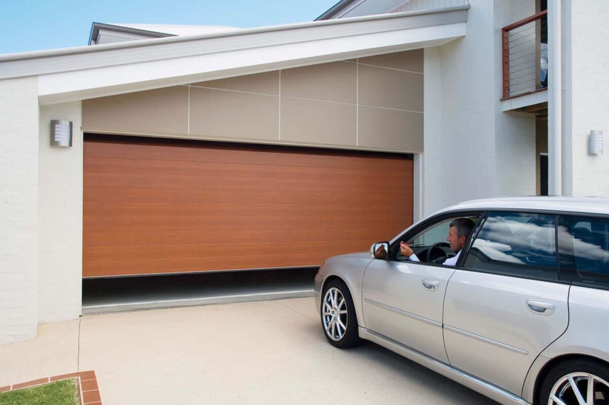 Main Reasons Why You Should Buy an Electric Garage Door Opener