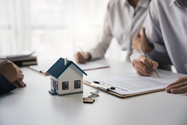 How a Mortgage Broker Can Help You Refinance Your Mortgage