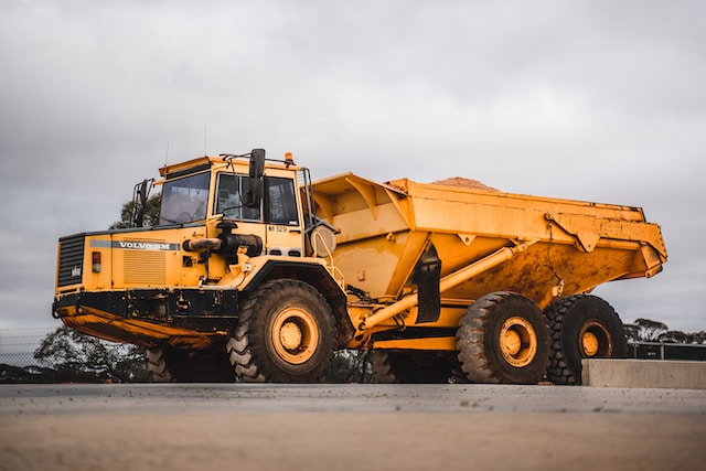 Revolutionizing the Plant Trade Company UK: Plant-Trade, Your Go-To Machinery Service Provider