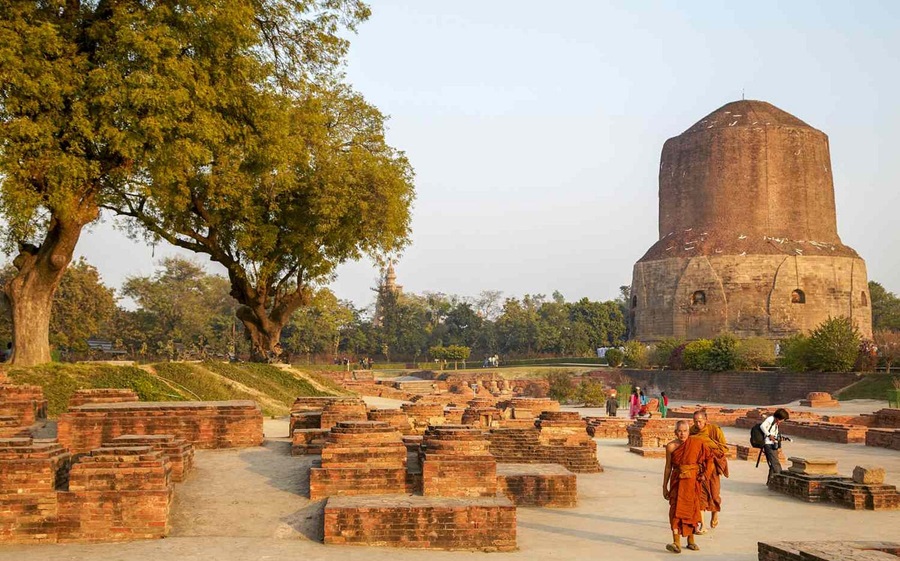 Guide to Planning a Varanasi-Sarnath Tour Package