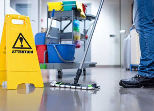 Professional Commercial Cleaning Services for a Pristine Workplace