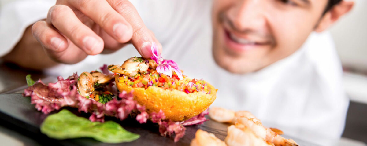 The Art of Food Presentation: How Visual Appeal Influences Dining Experiences
