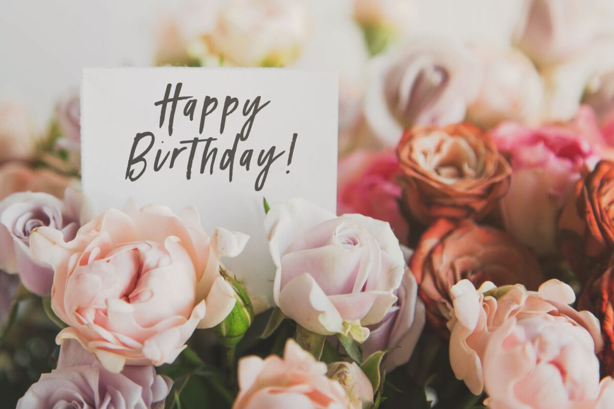 A Guide to Wish Birthday with Beautiful Blooms