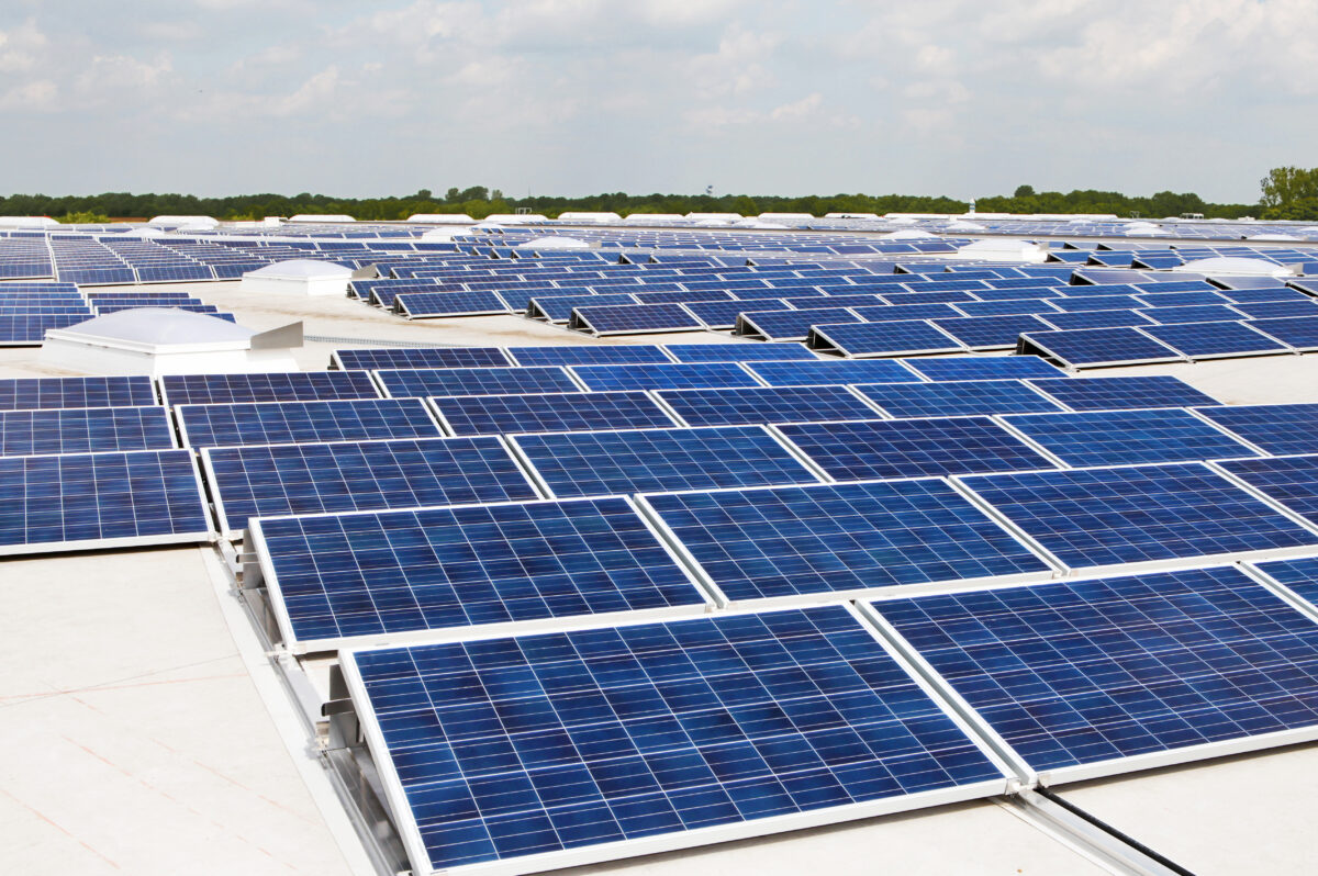 Why Choose Mono Perc Solar Panels for Your Rooftop Solar System?