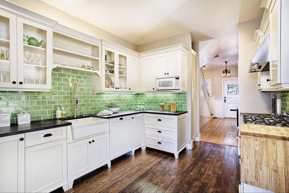 subway tiles kitchen