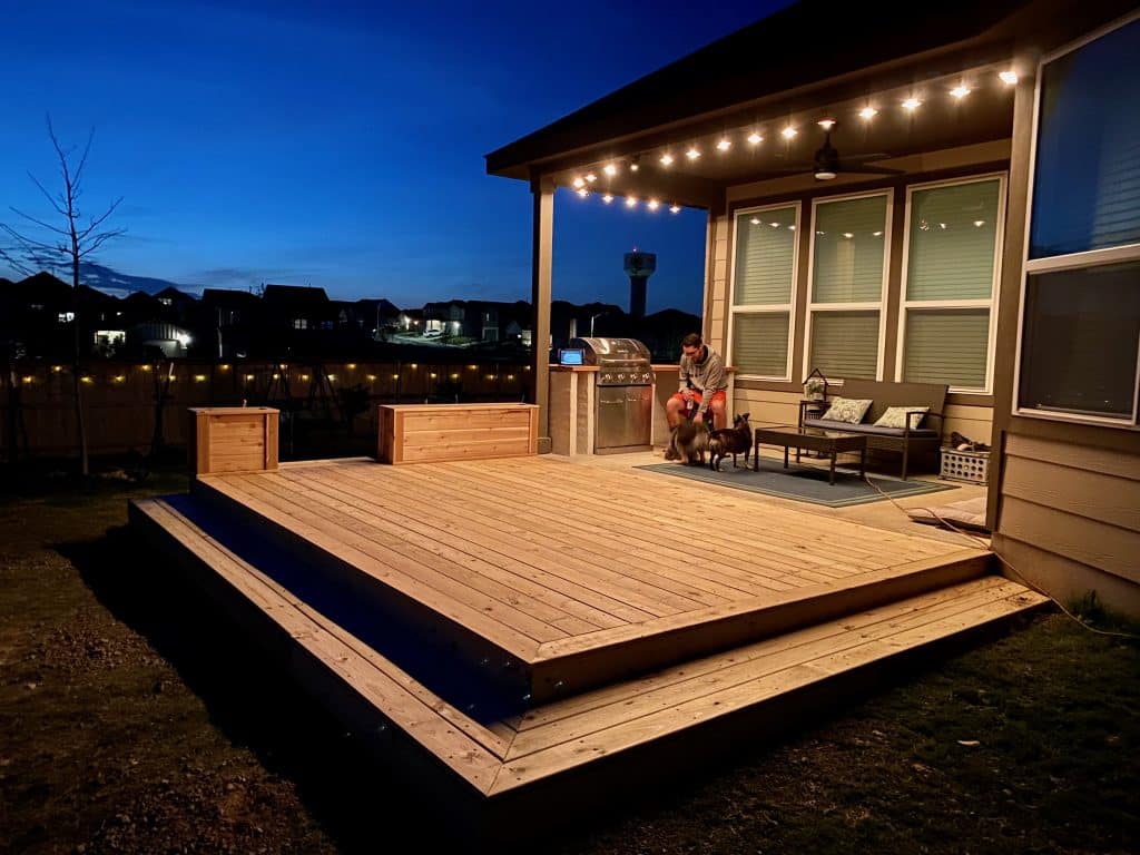 commercial deck contractors