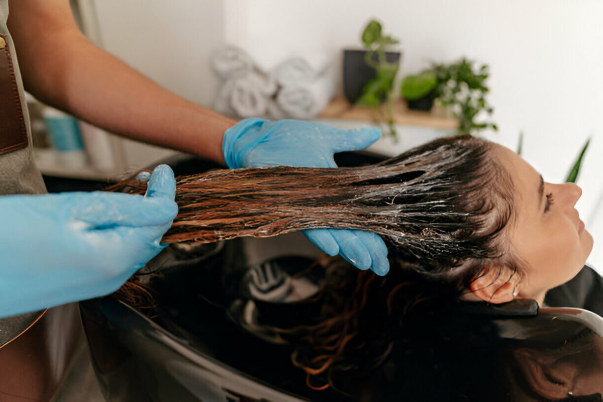 Hair Coloring Salon