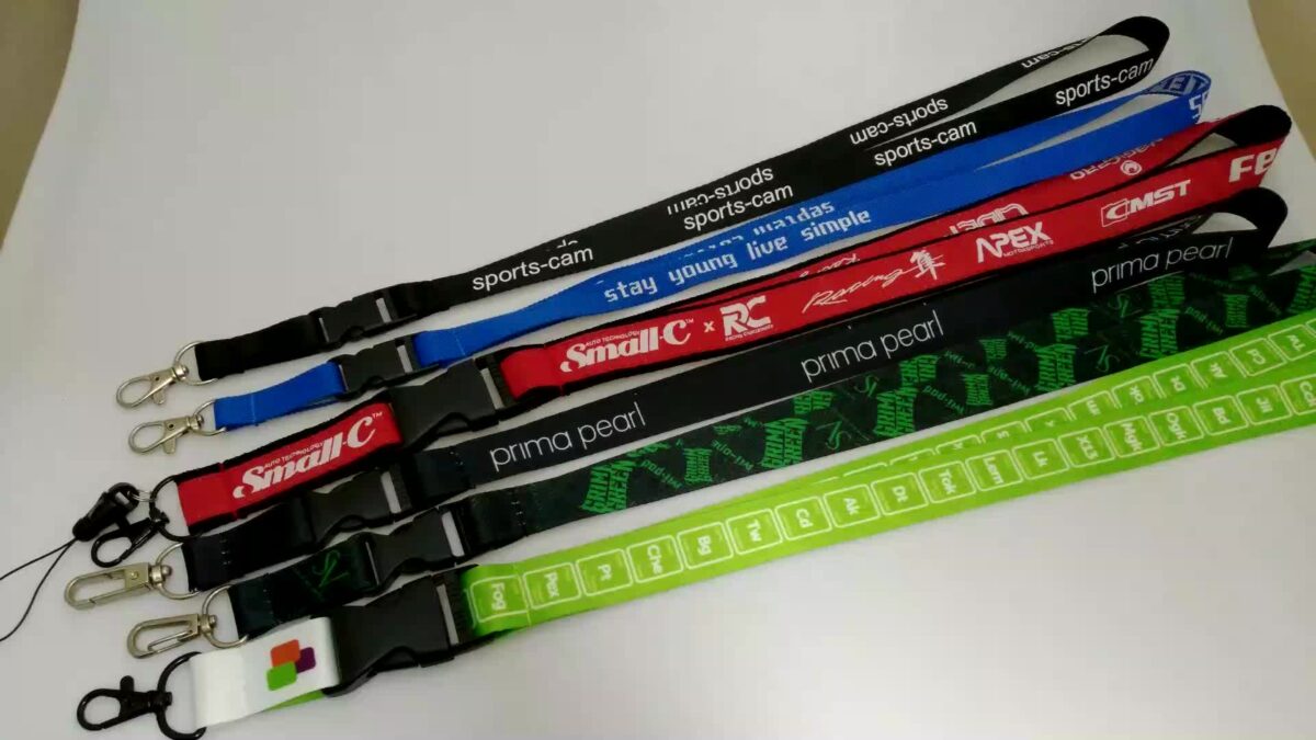 Exploring The Customized Lanyards – A Comprehensive Report