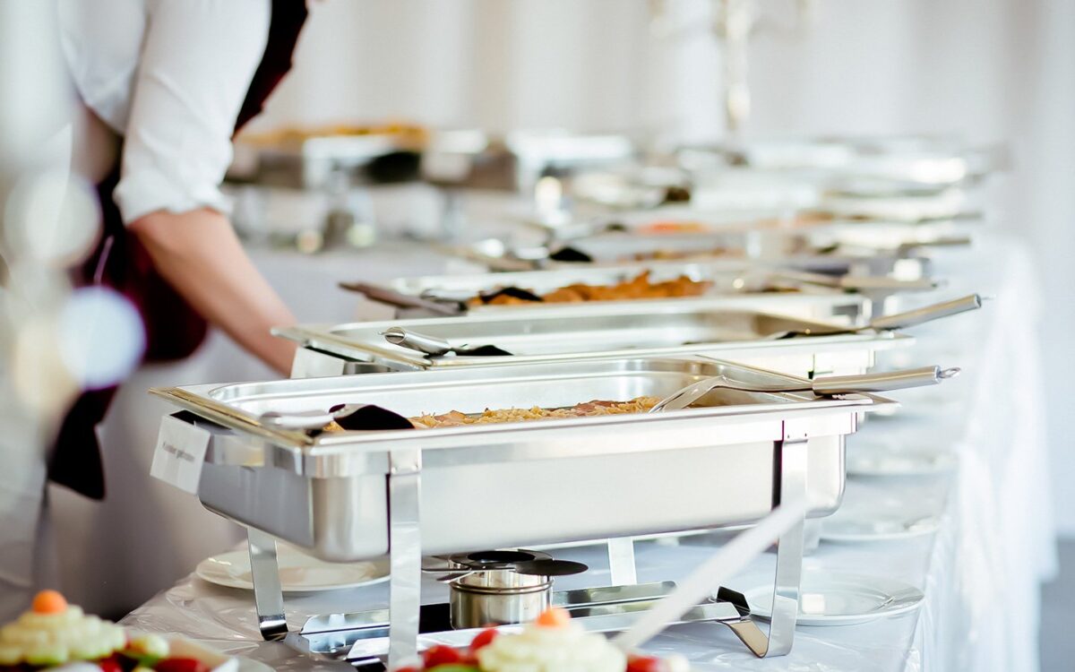 Catering Services for weddings that ensure a memorable dining experience for you