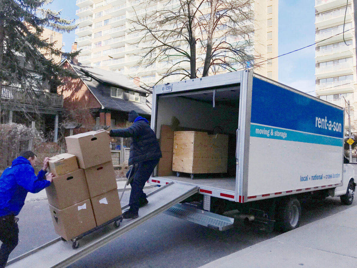The Essential Guide to Choosing the Right Commercial Movers