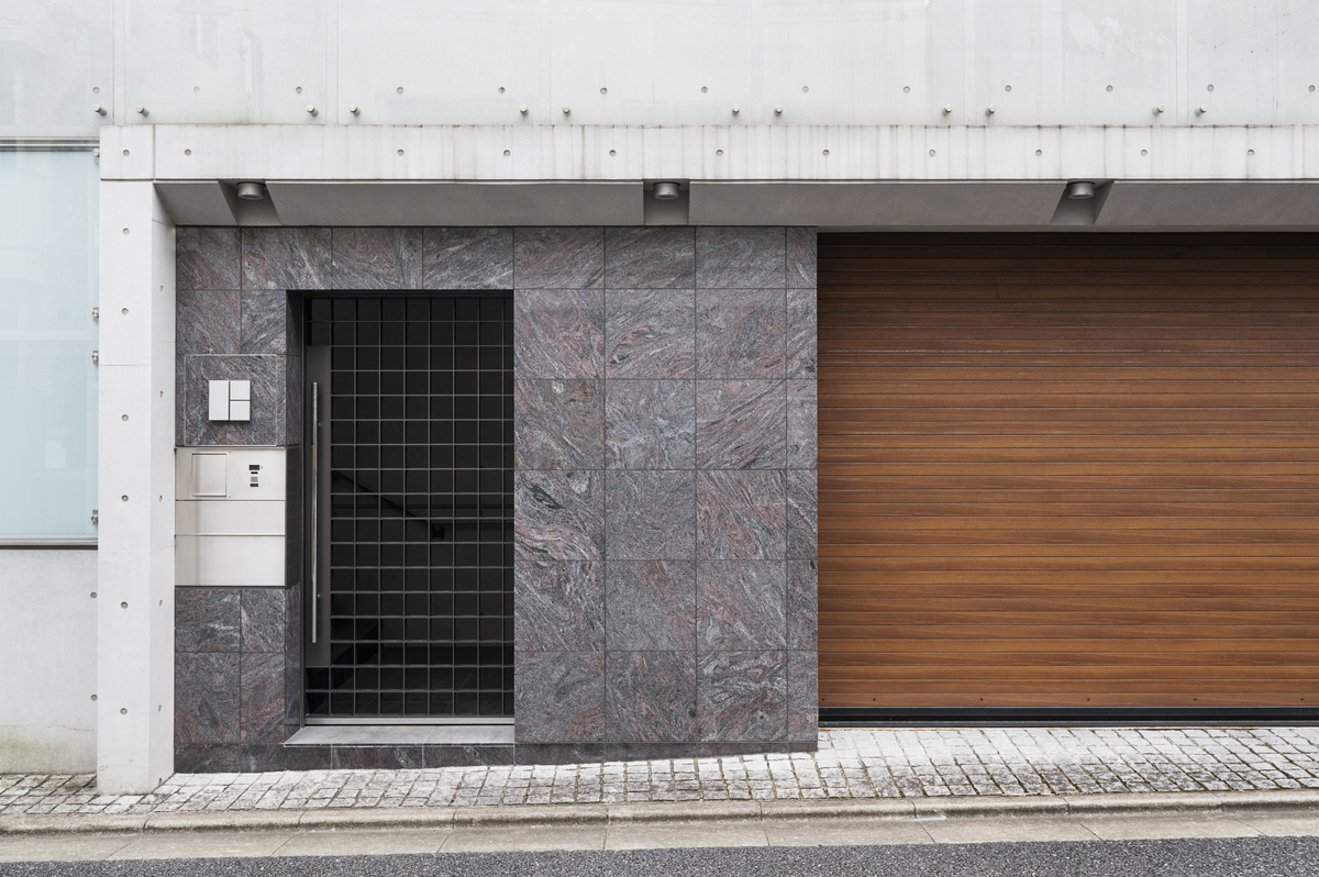 How to Upgrade Your Garage Doors: Modern Options and Trends