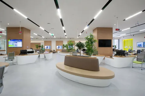 Key Considerations When Choosing an Interior Design Firm in the UAE: Expertise, Style, Budget.