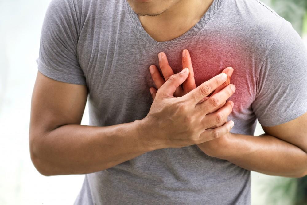 When Chest Pain Strikes: What to Do for Immediate Relief