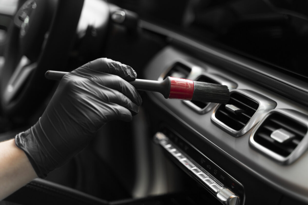 How Car Detailing Services Help Reduce Rust and Corrosion