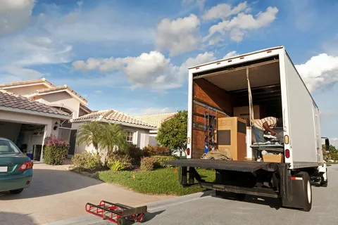 Affordable Long Distance Moving Services in Walled Lake: What to Expect