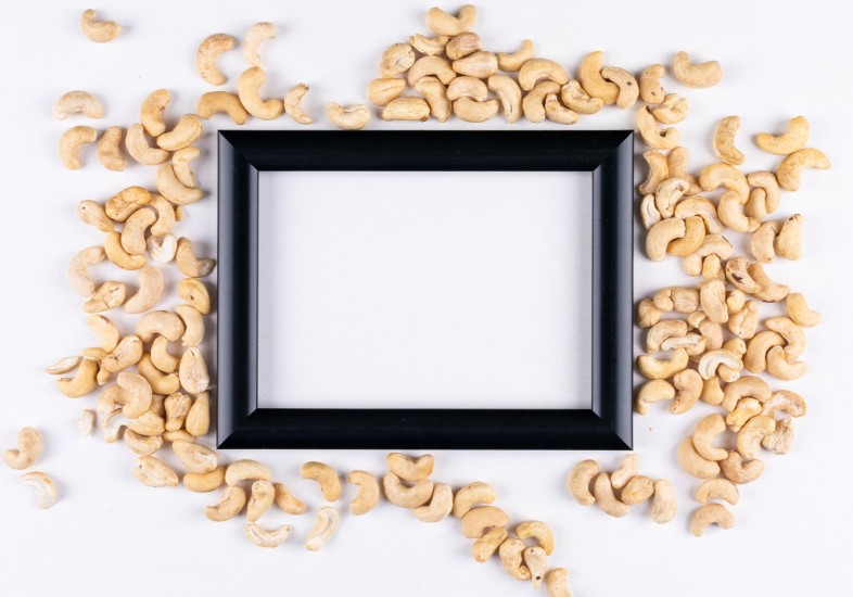 Packaging and processing at VALENCY AGRO Pvt Ltd – a leading cashew nuts company in India known for quality and wholesale supply.