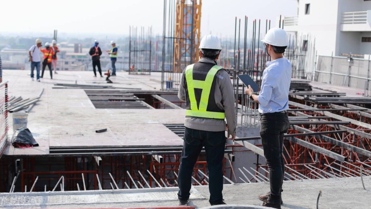 Why Construction Companies Are Turning to Software for Equipment Care