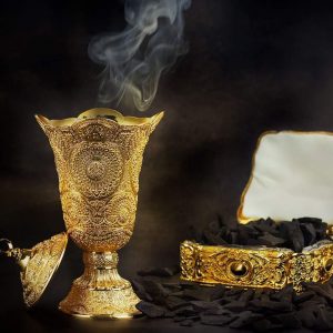 The Allure of Bakhoor in Pakistan: Tradition, Fragrance, and Online Availability