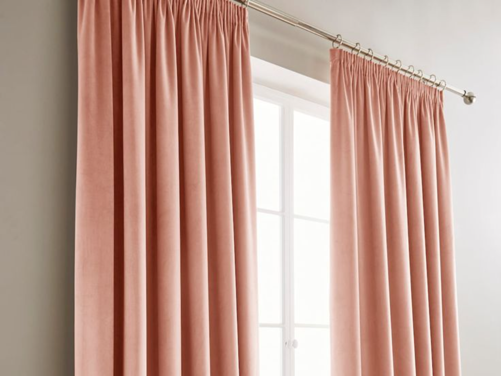Best Valance Curtains in Dubai: Trends to Watch in 2025